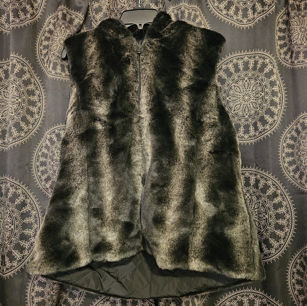 Reversible Faux Fur Hooded Vest